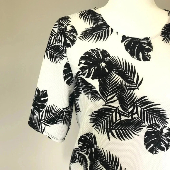 Mandy Evans Palm Leaf Short Sleeve Blouse - Picture 5 of 11